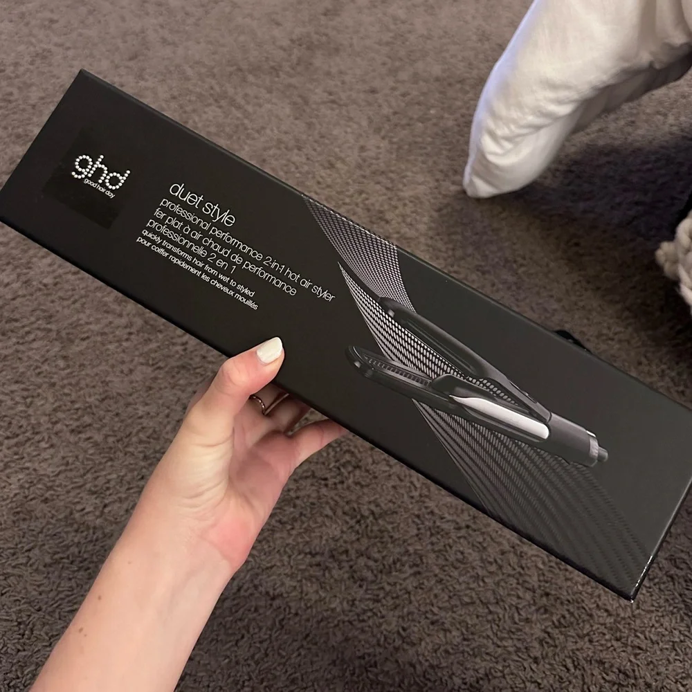 GHD DUET STYLE 2-IN-1 HOT AIR STYLER